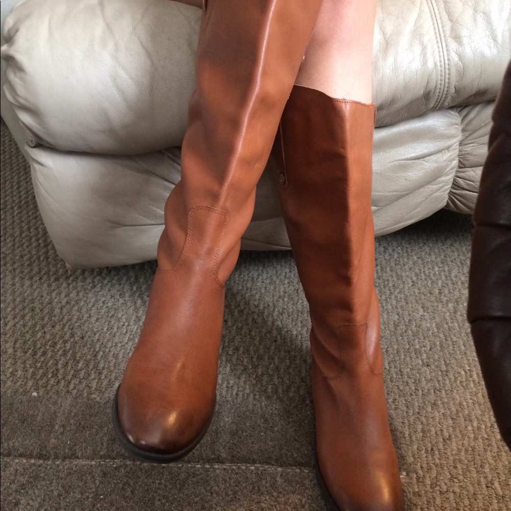 SAM EDELMAN high leather boots.